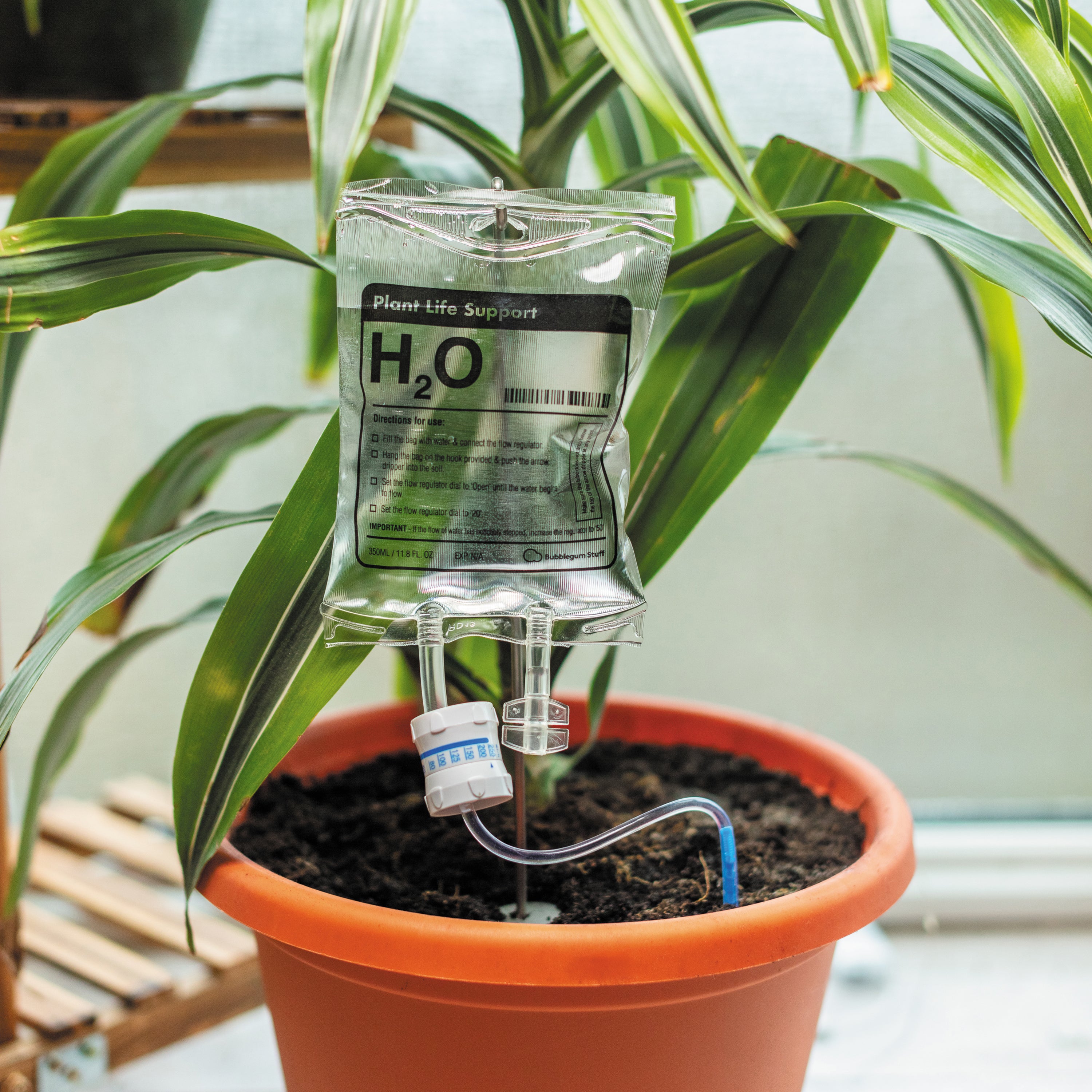 plant life support self-waterer Plant Life Support