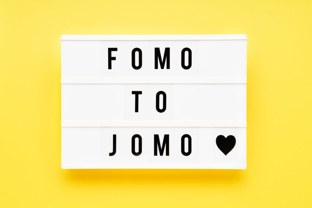 What does JOMO mean?